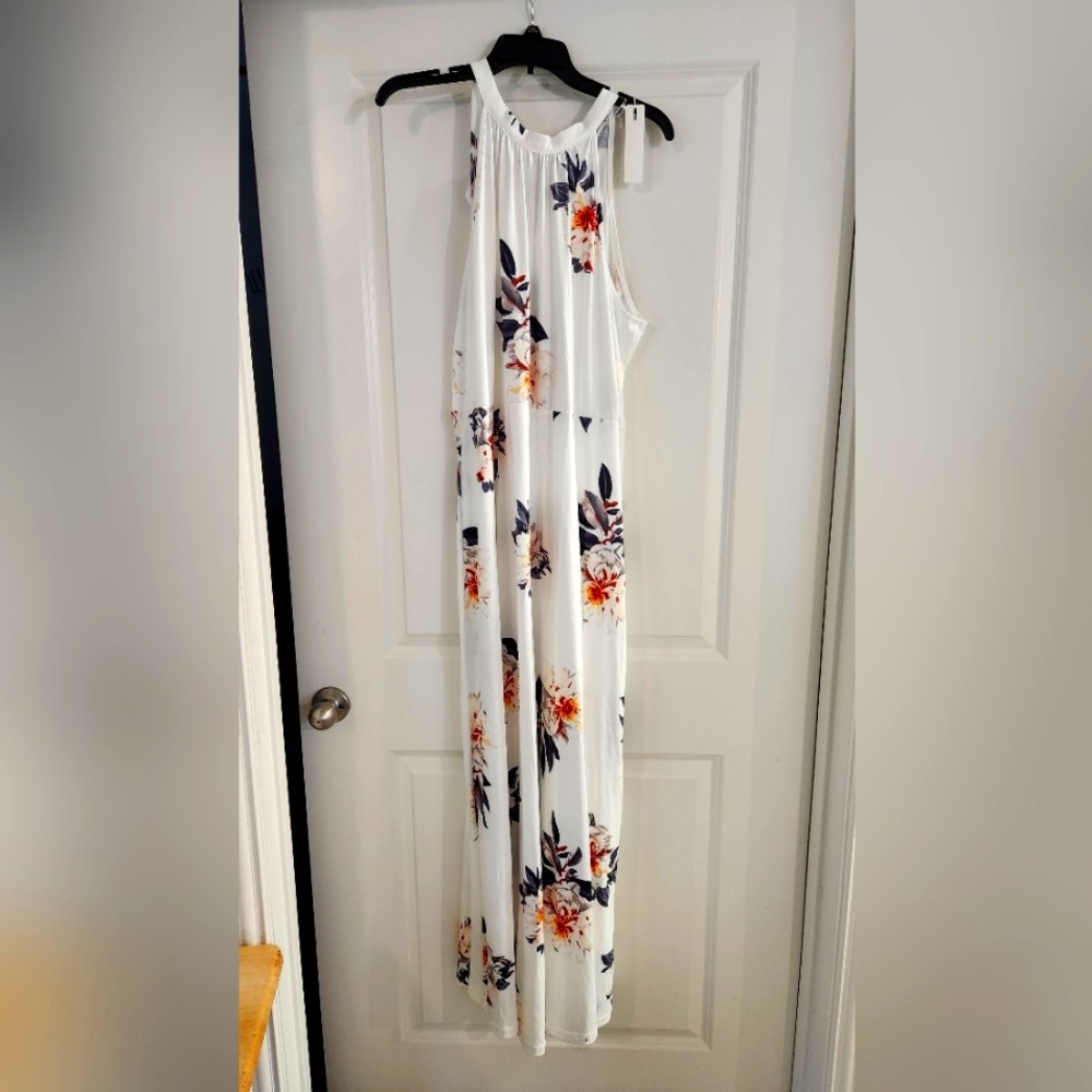 2 dresses: white is new / blue worn once